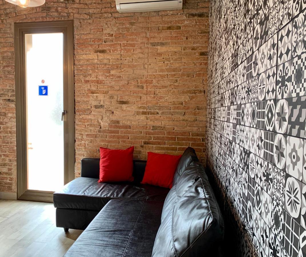 Charm Miro Apartment บาร์เซโลนา ภายนอก รูปภาพ
